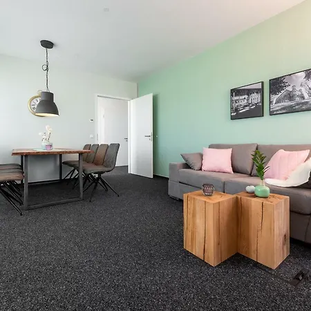 Apartment Ferienwohnung An Der Lokhalle Freiburg im Breisgau